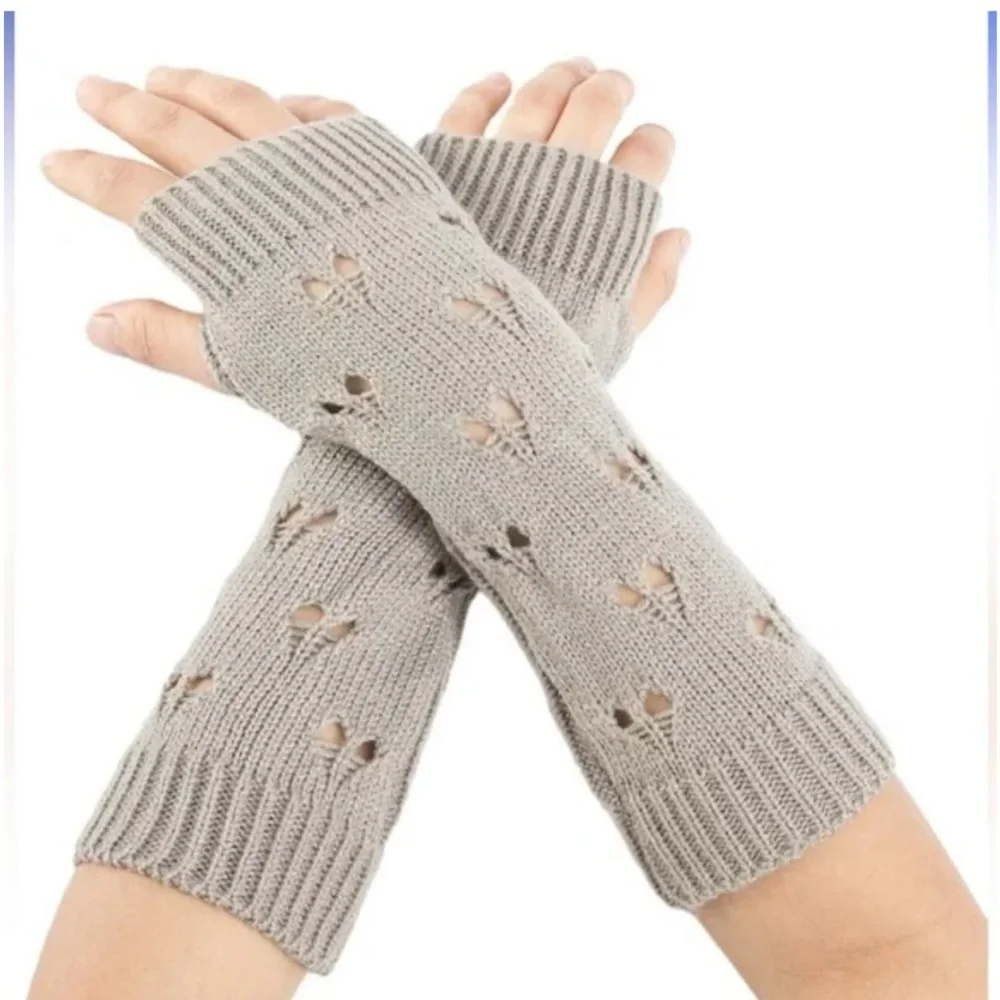 Gray Fingerless Gloves